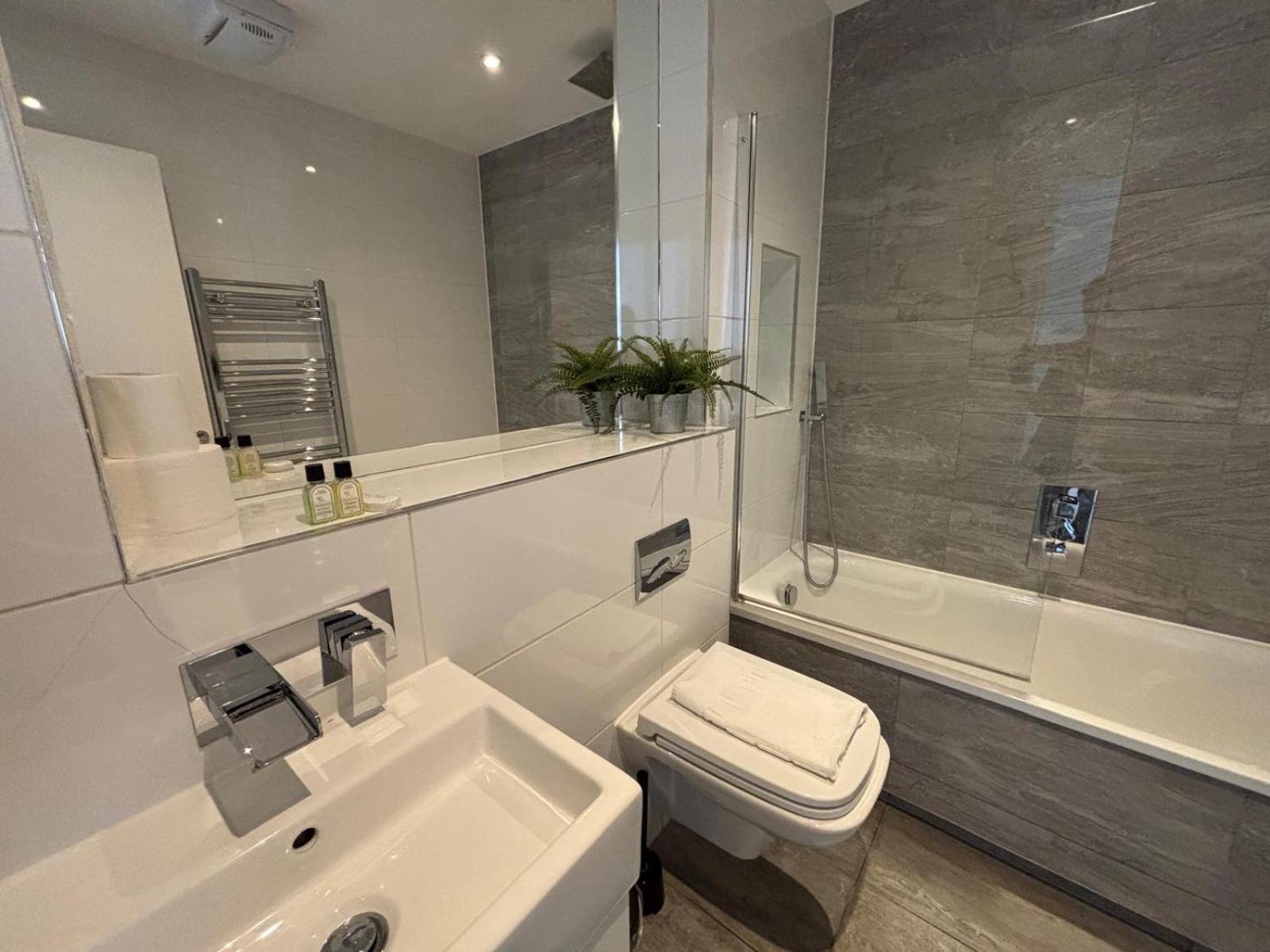 Farringdon Apartament